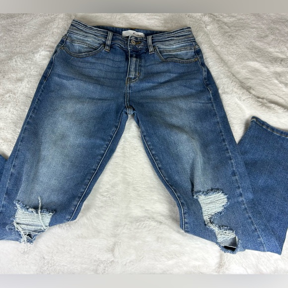 EUC Kancan Jeans - Picture 8 of 10